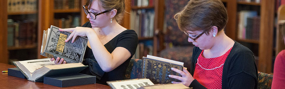 Students in the Mortimer Rare Book Collection