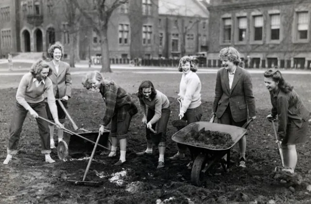 Students making a Victory Garden between Library and Burton Hall, 1943. Photograph by Fred G. Chase, Northampton, MA.