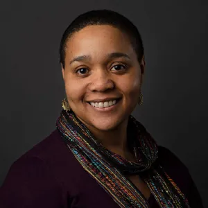 Emily Knox '98