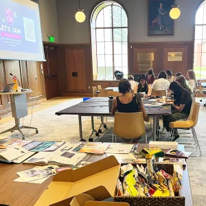 Libraries orientation Zine Workshop