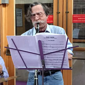 Jim Henle playing the clarinet