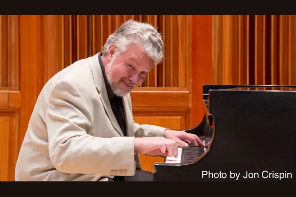 Jerry Noble at the piano