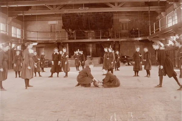 The Smith College class of 1897 basketball team